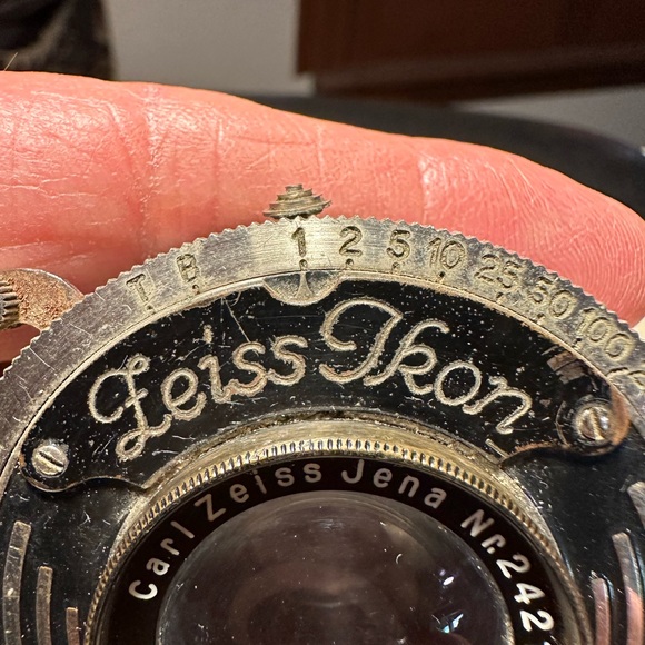 Vintage Carl Zeiss Camera Lens - Picture 3 of 10